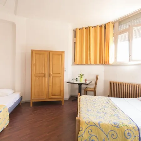 Village Vacances Le Lion De Mer Курортный комплекс 2*