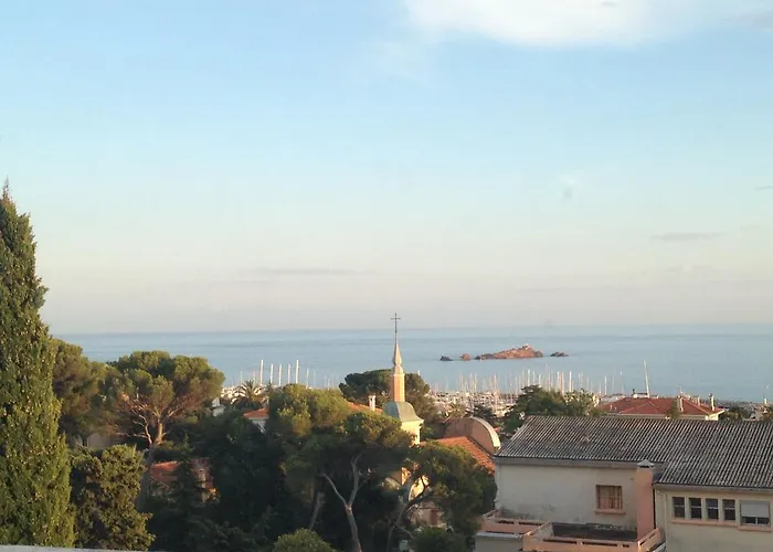 Üdülőközpont Village Vacances Le Lion De Mer 2*