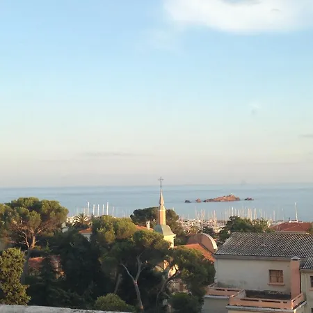 Resort Village Vacances Le Lion De Mer 2*