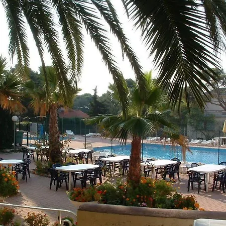 Resort Village Vacances Le Lion De Mer