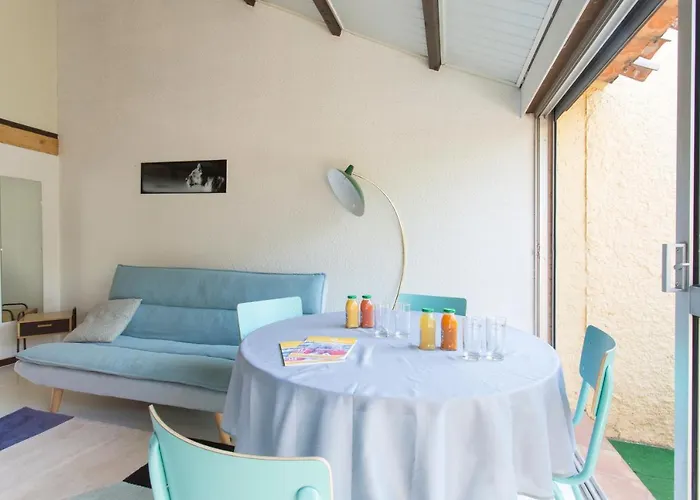 Ośrodek wypoczynkowy Village Vacances Le Lion De Mer 2*