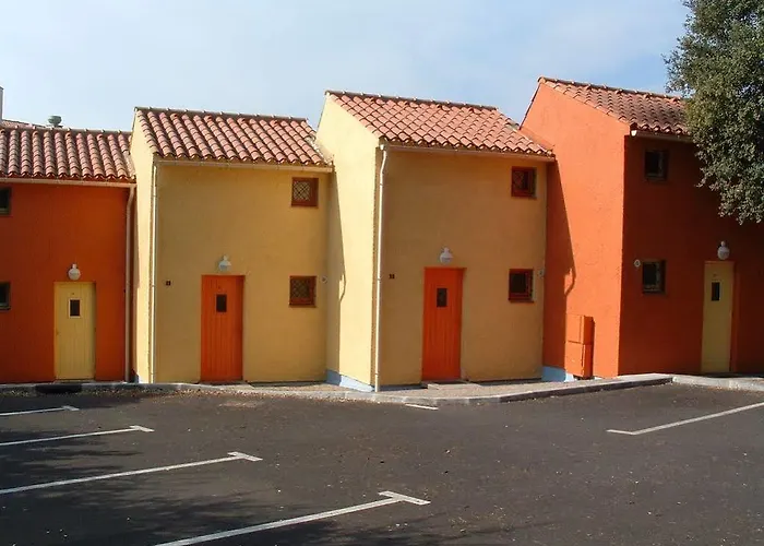 Village Vacances Le Lion De Mer Saint-Raphael (Var)